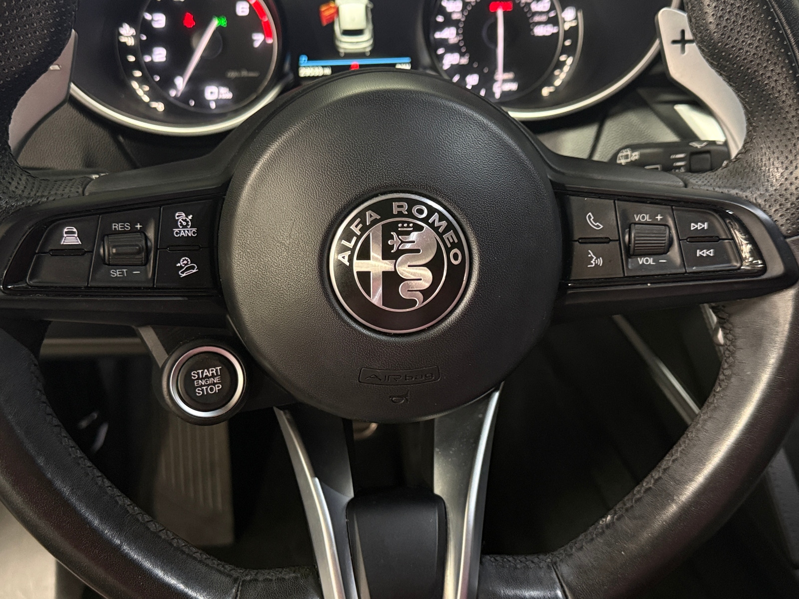 Thumbnail: 2022 Alfa Romeo Stelvio - 4