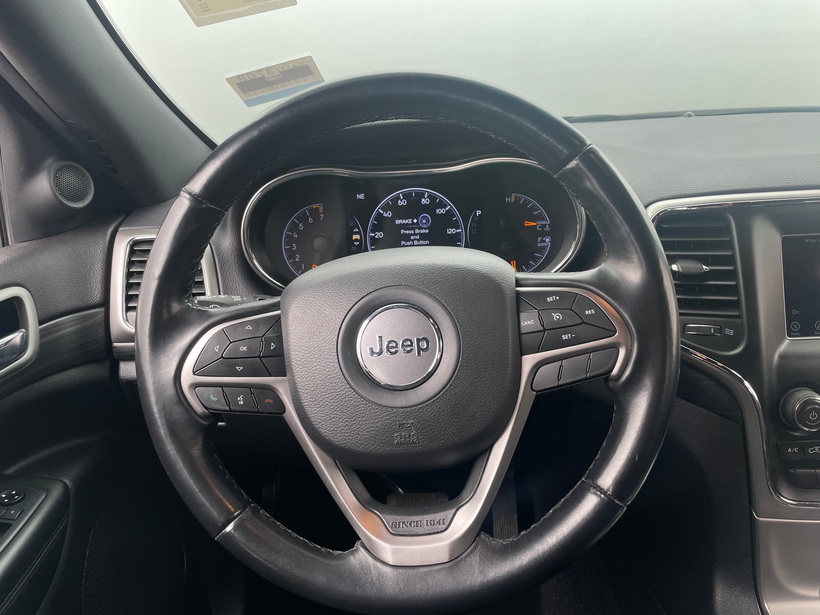 Thumbnail: 2020 Jeep Grand Cherokee - 5