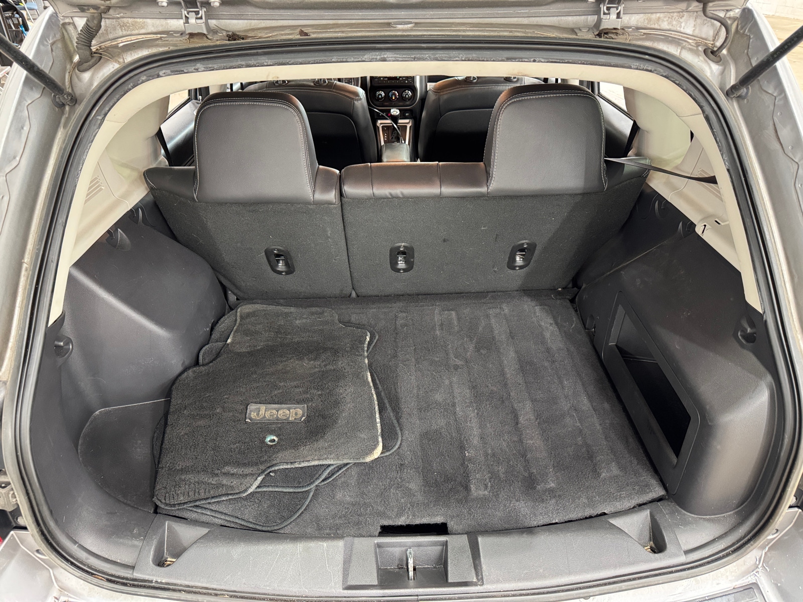 Thumbnail: 2014 Jeep Compass - 7