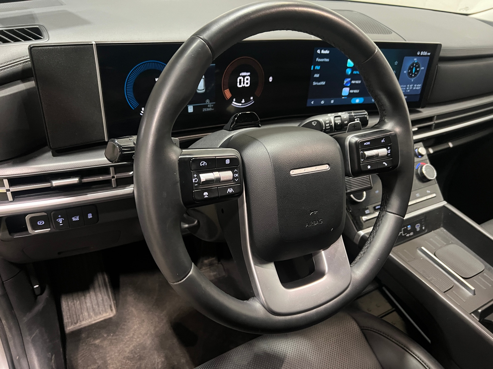 Thumbnail: 2025 Hyundai Santa Fe - 4