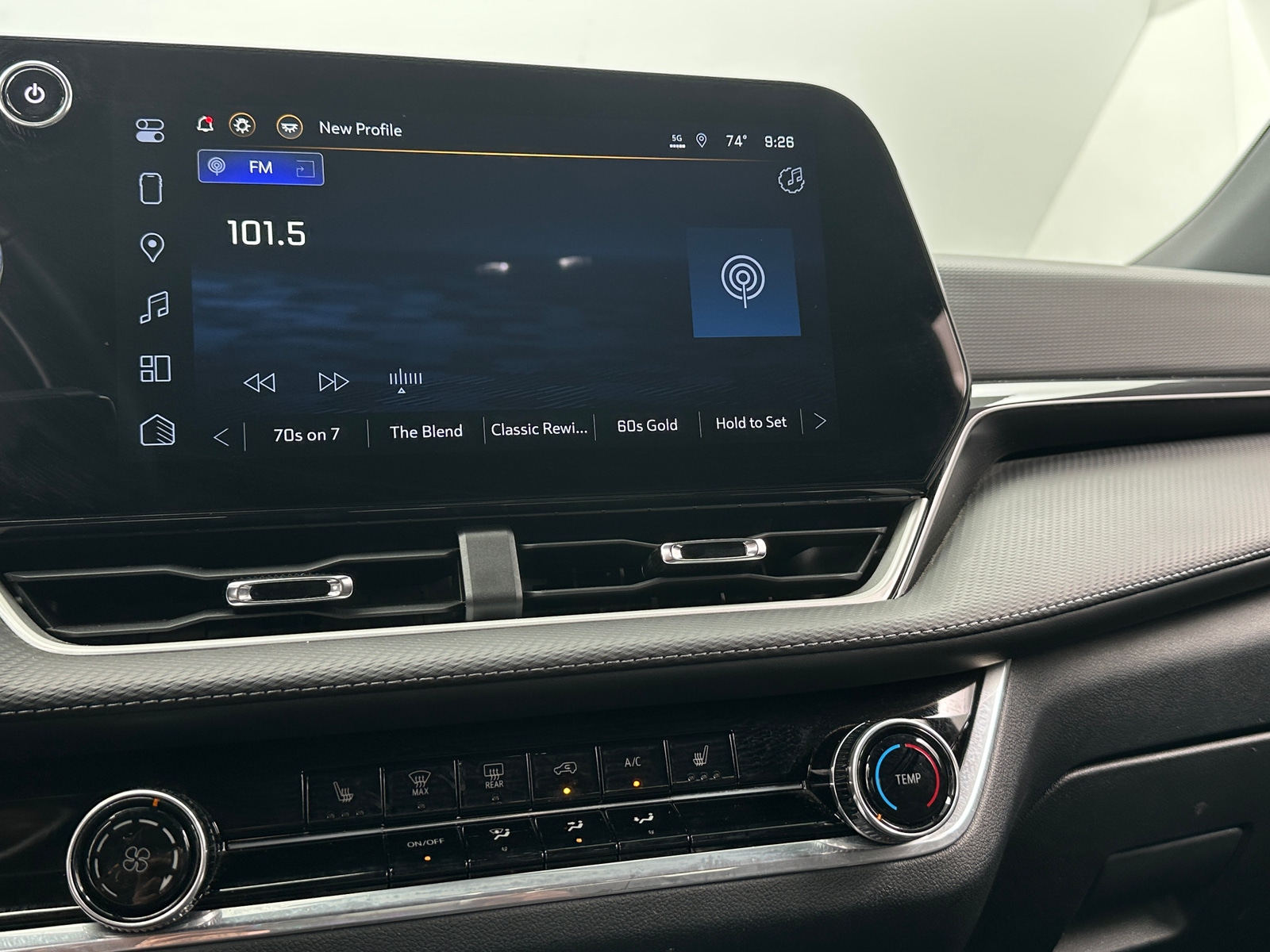 Thumbnail: 2025 Chevrolet Equinox - 4