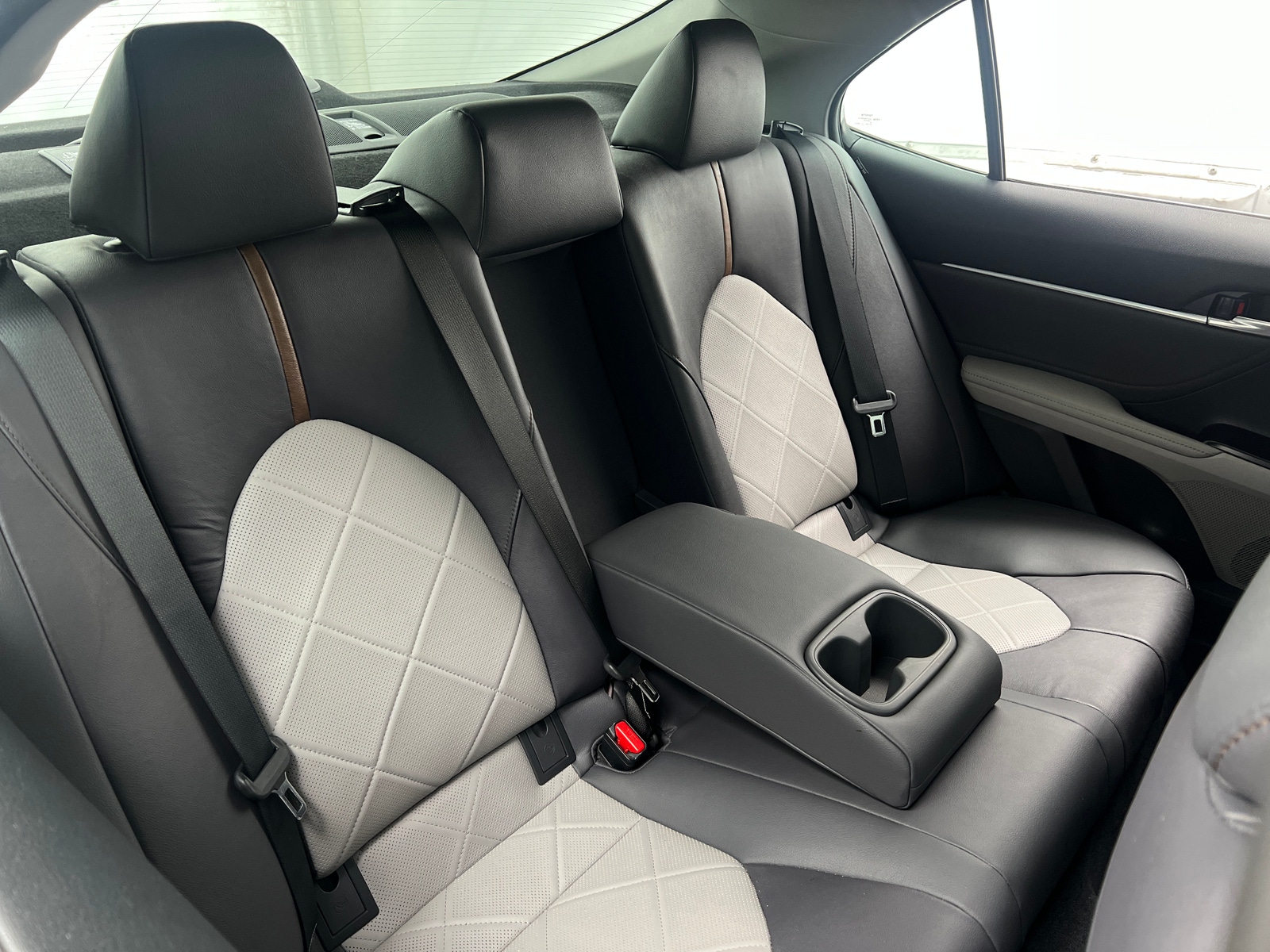 Thumbnail: 2018 Toyota Camry - 5