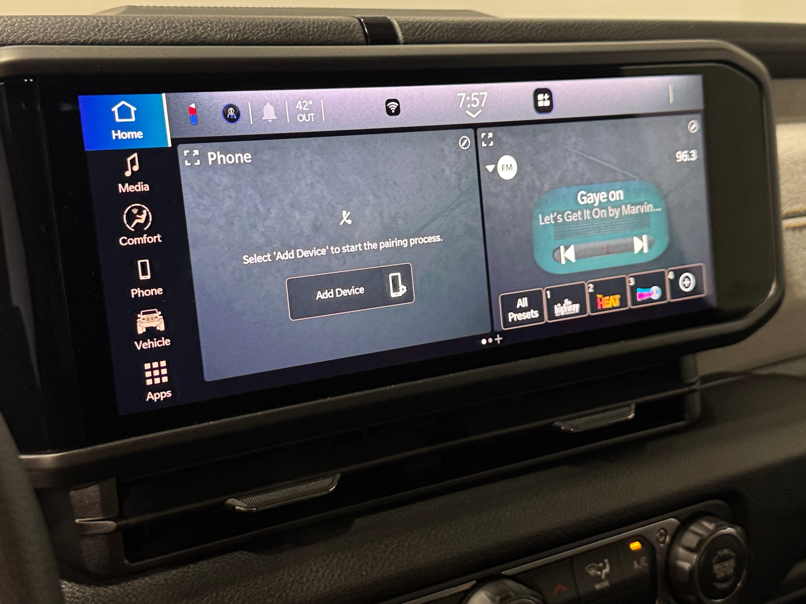 Thumbnail: 2025 Jeep Wrangler - 4