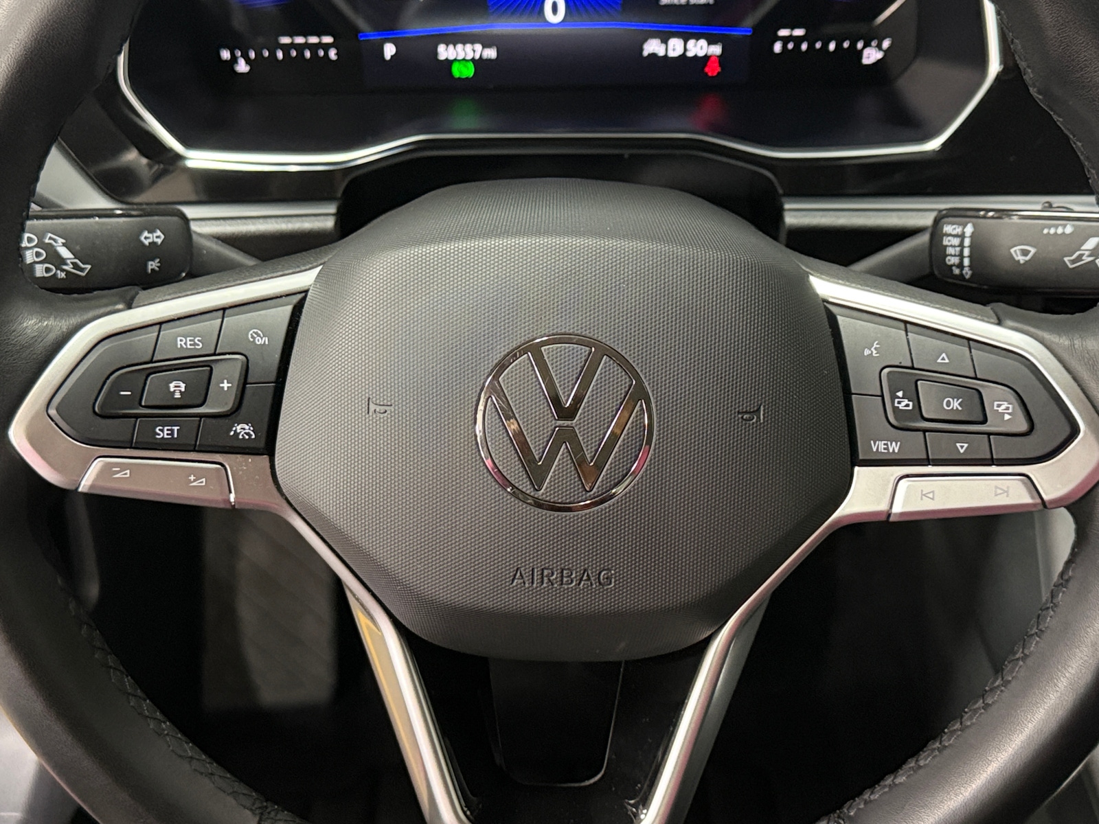 Thumbnail: 2023 Volkswagen Jetta - 4