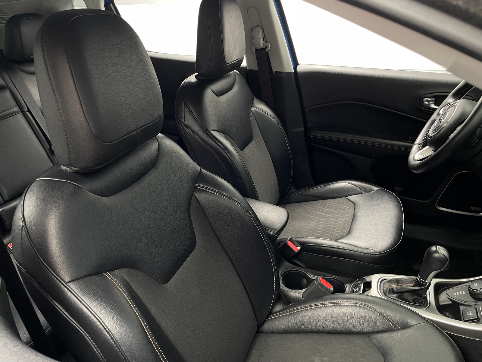 Thumbnail: 2017 Jeep Compass - 2