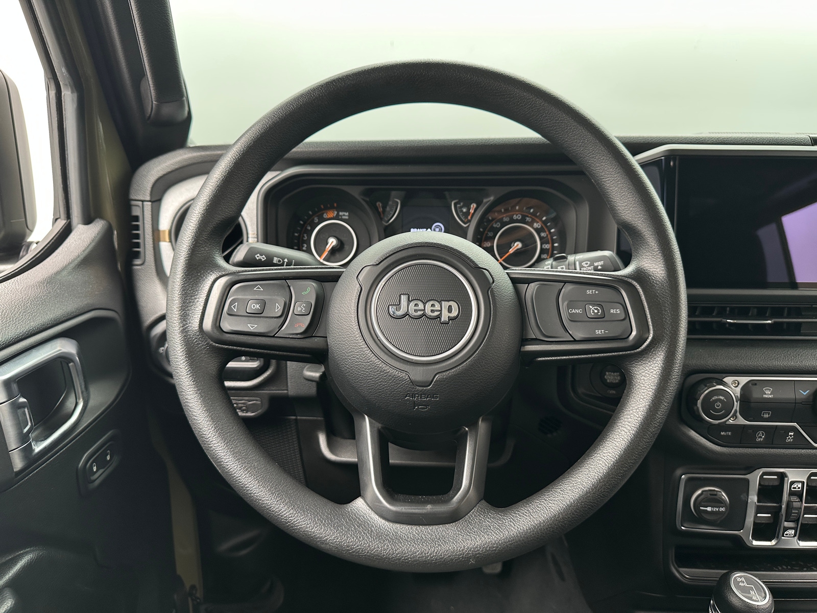 Thumbnail: 2025 Jeep Wrangler - 5