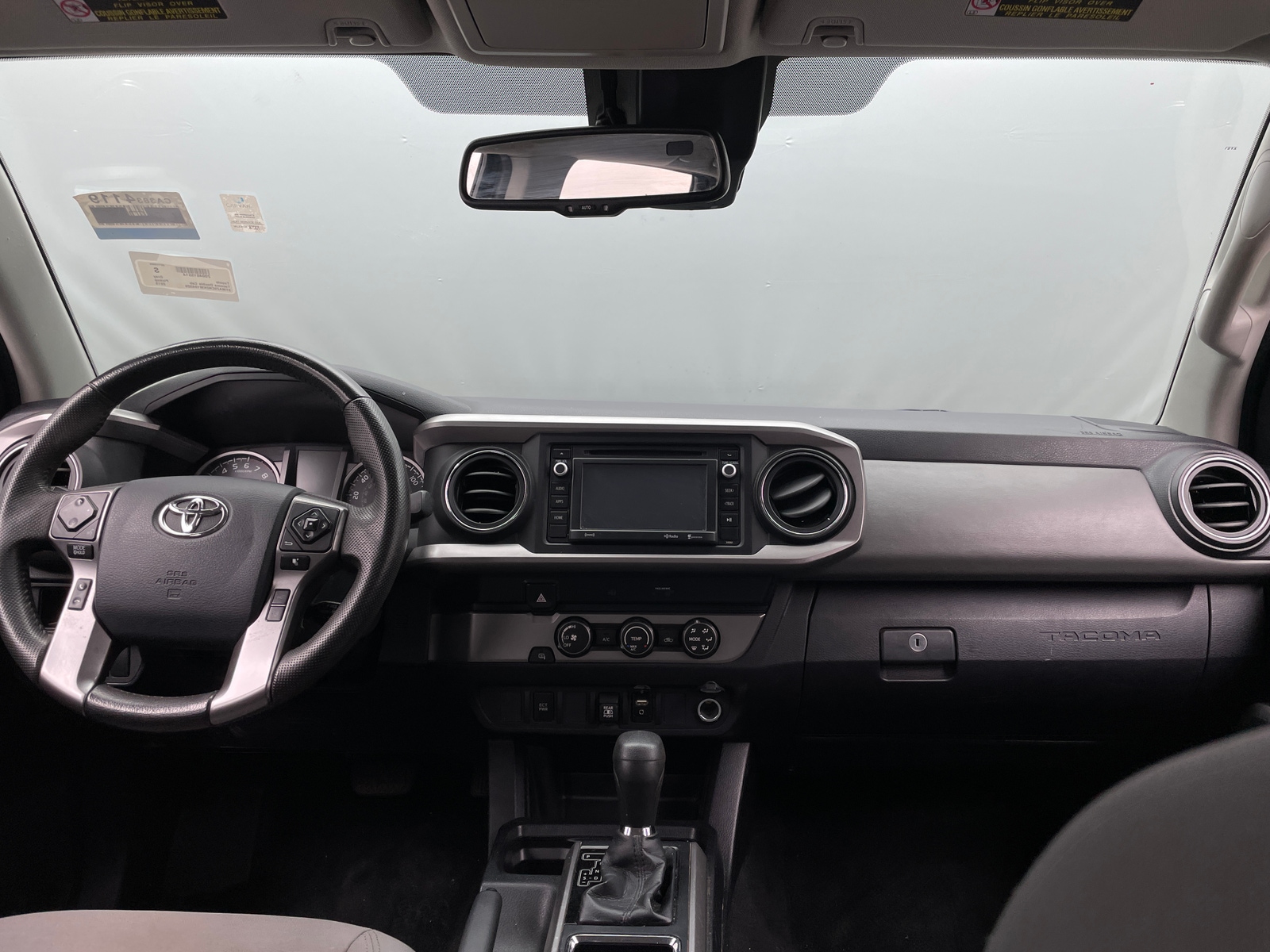 Thumbnail: 2019 Toyota Tacoma - 3