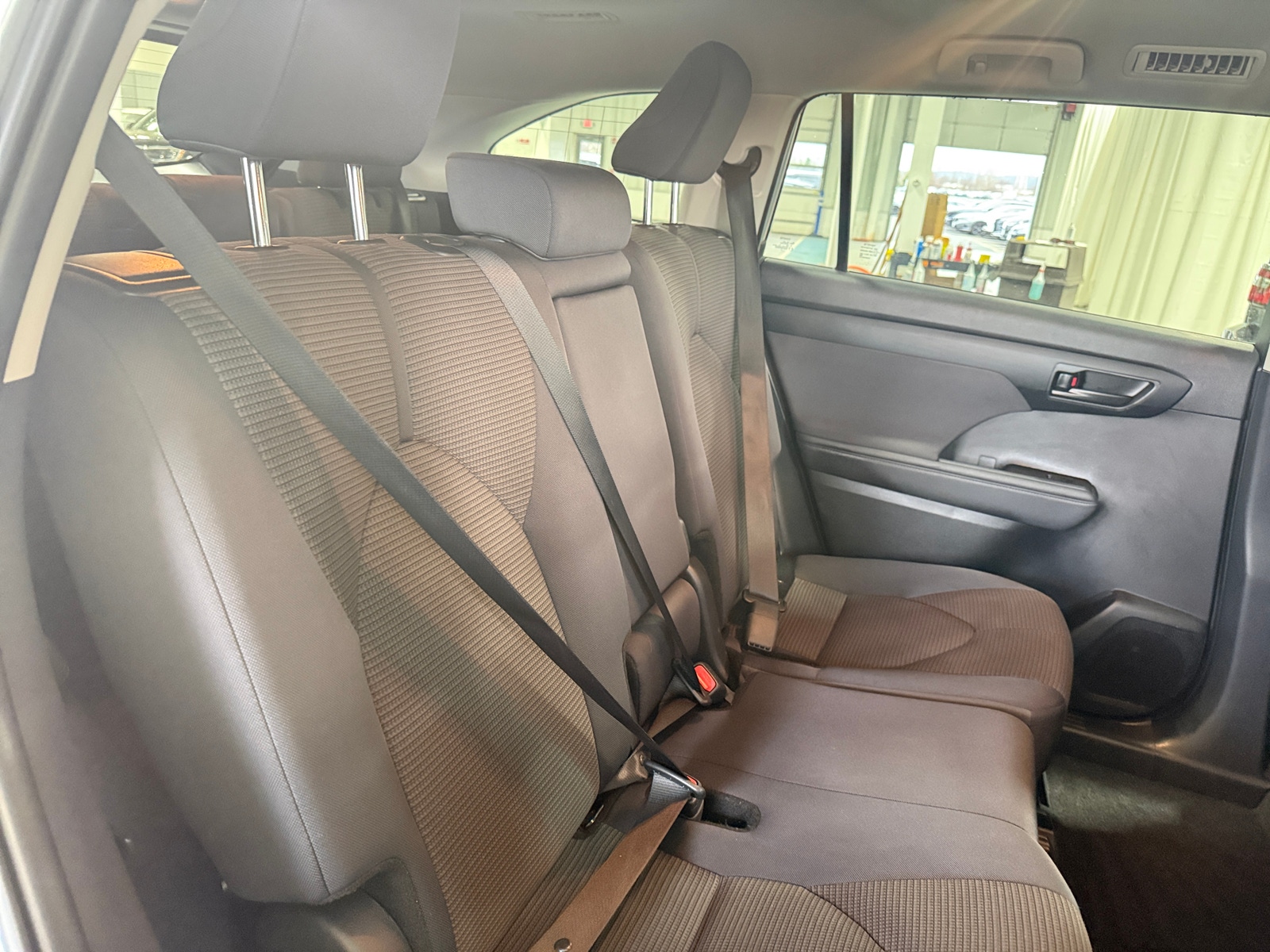 Thumbnail: 2025 Toyota Highlander - 6