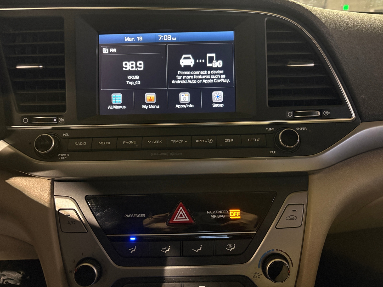 Thumbnail: 2018 Hyundai Elantra - 4