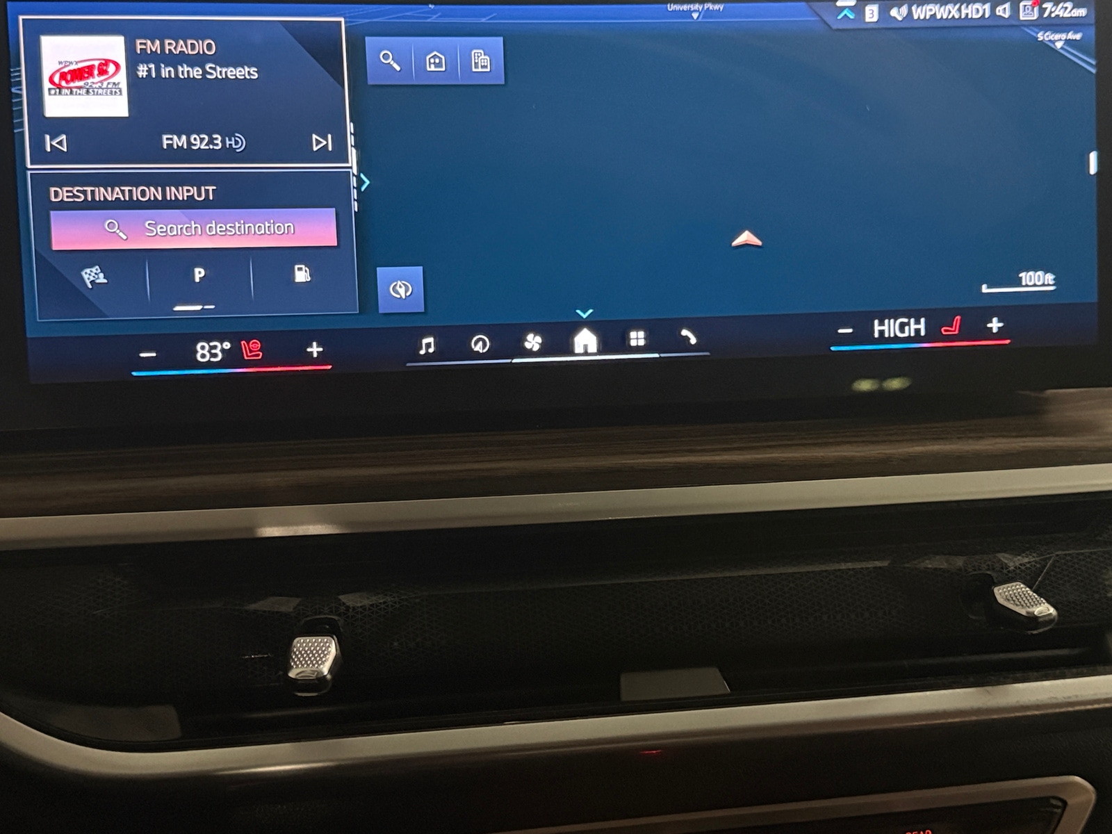 Thumbnail: 2024 BMW X7 - 3