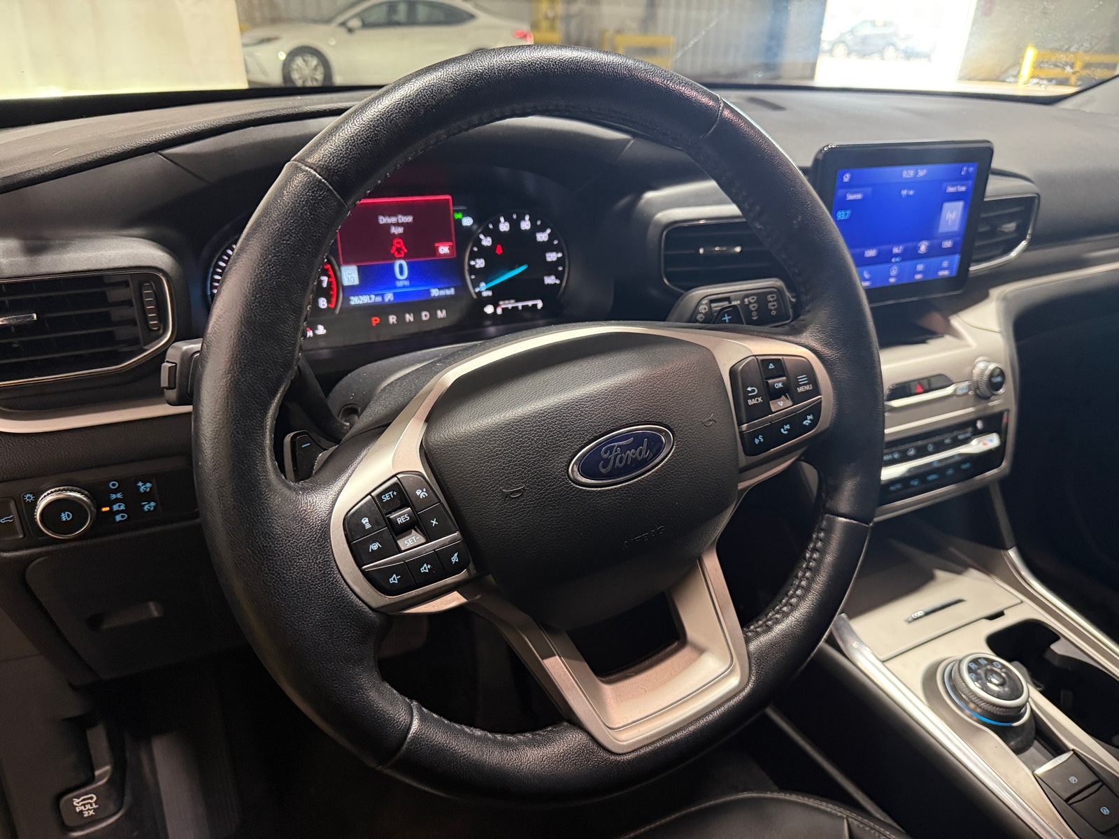 Thumbnail: 2021 Ford Explorer - 5