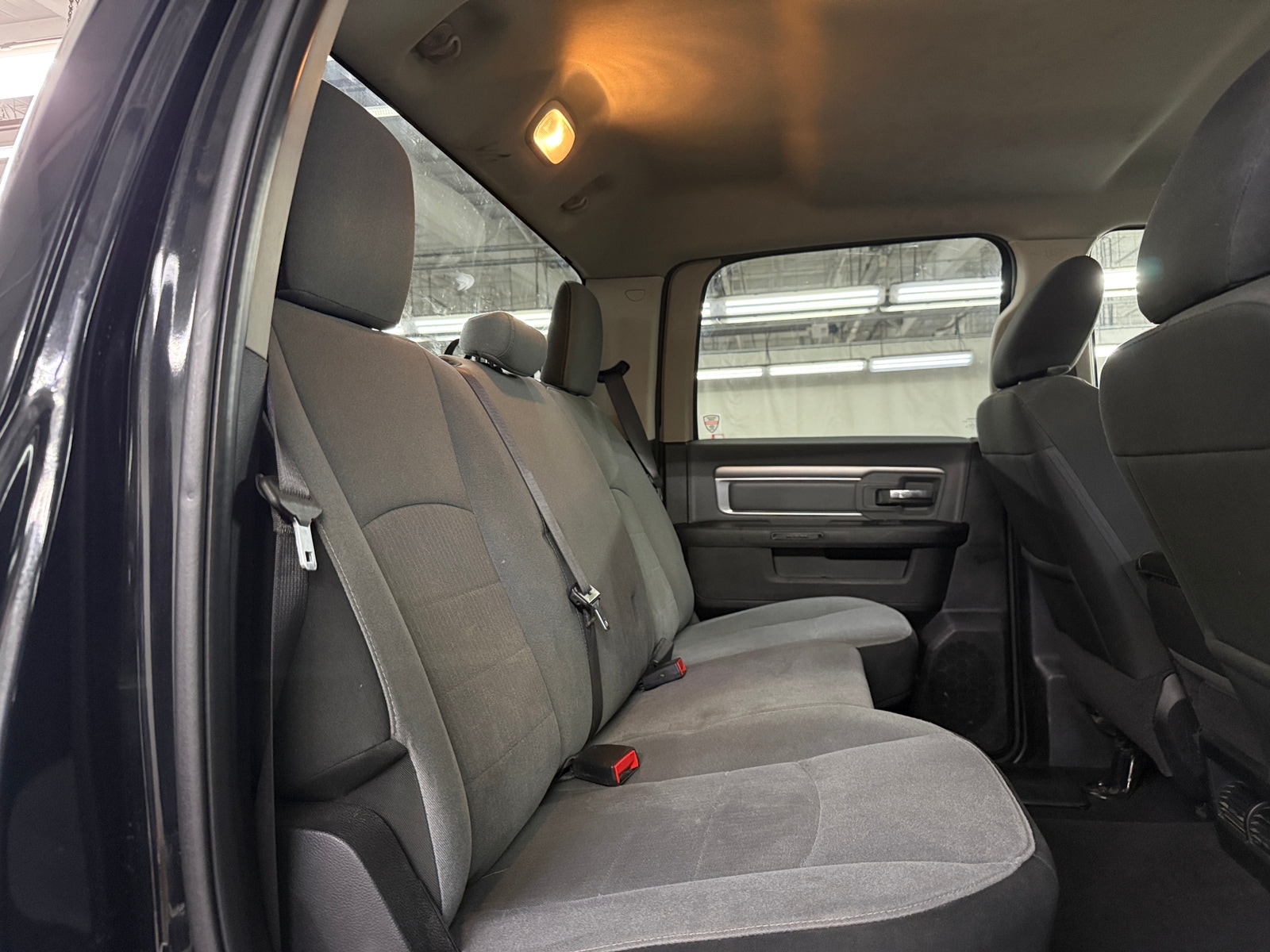 Thumbnail: 2021 RAM 1500 Classic - 6