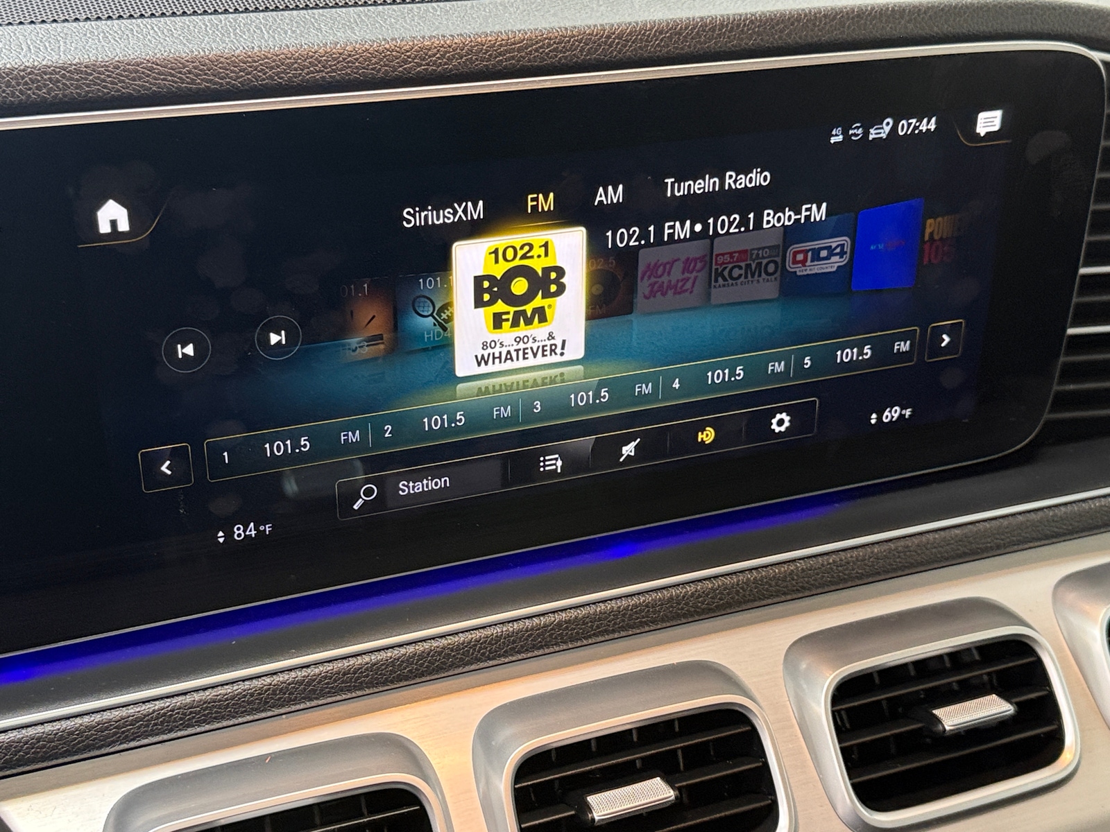 Thumbnail: 2022 Mercedes-Benz GLE - 3