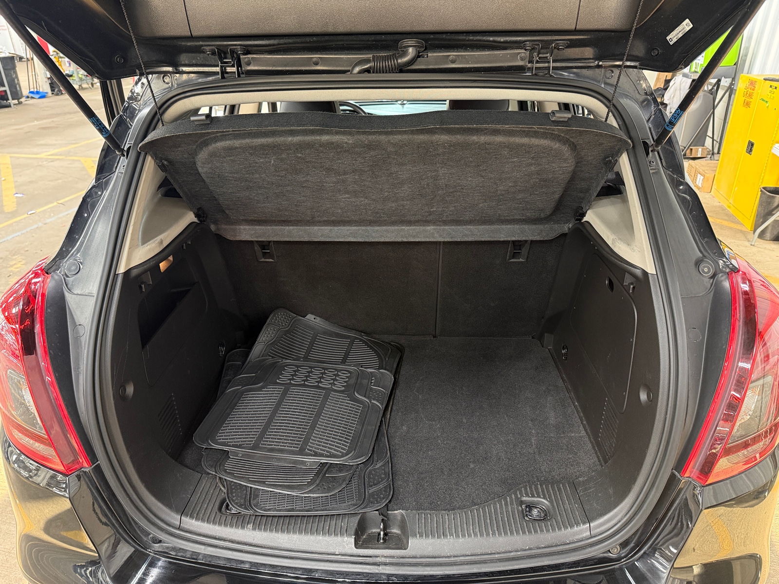 Thumbnail: 2018 Buick Encore - 7