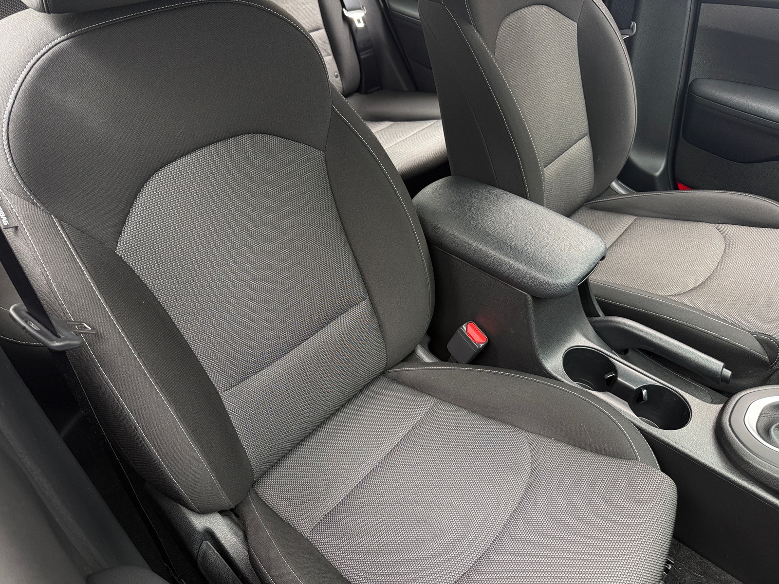 Thumbnail: 2023 Kia Forte - 2