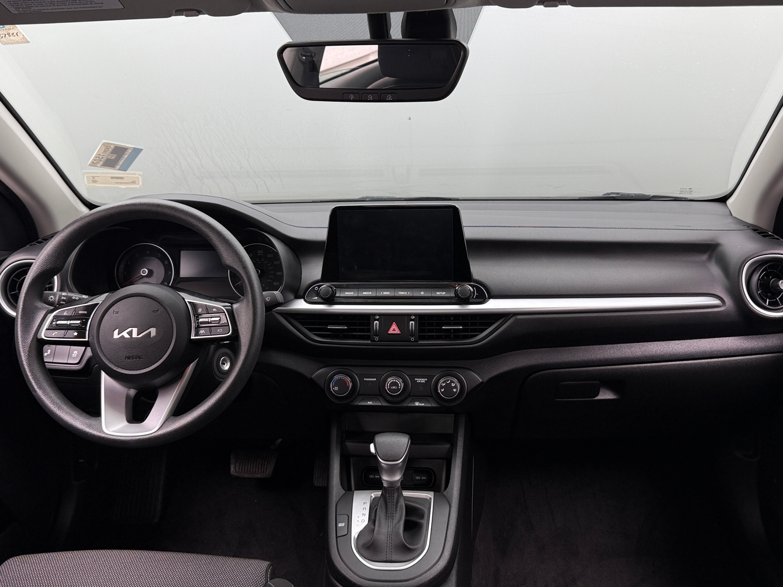 Thumbnail: 2023 Kia Forte - 3