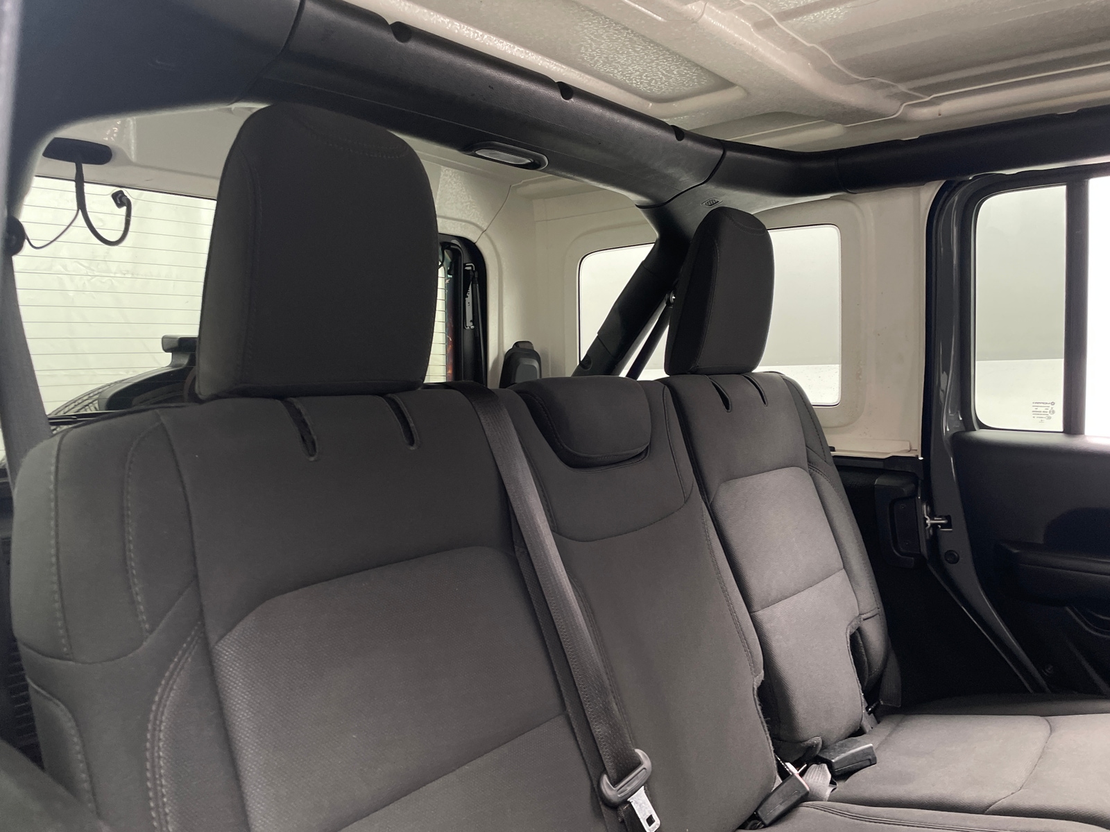 Thumbnail: 2022 Jeep Wrangler - 6