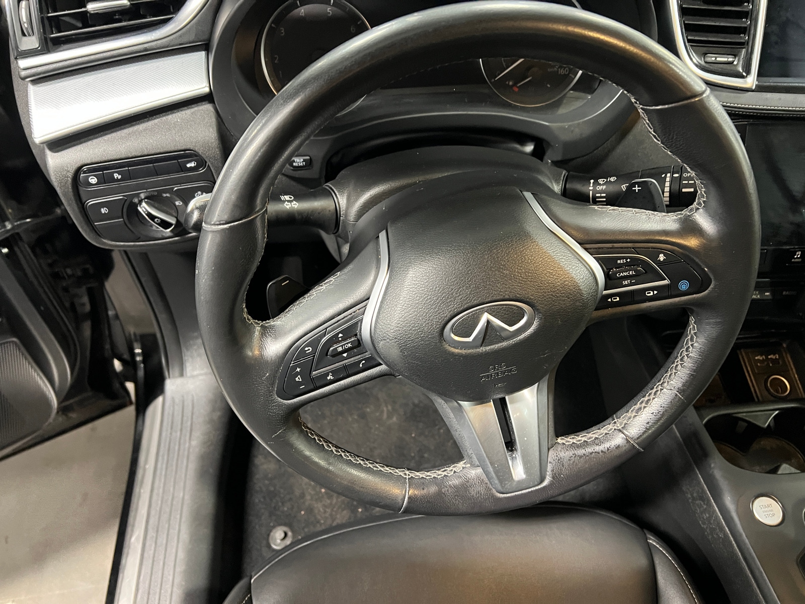 Thumbnail: 2021 INFINITI QX50 - 4