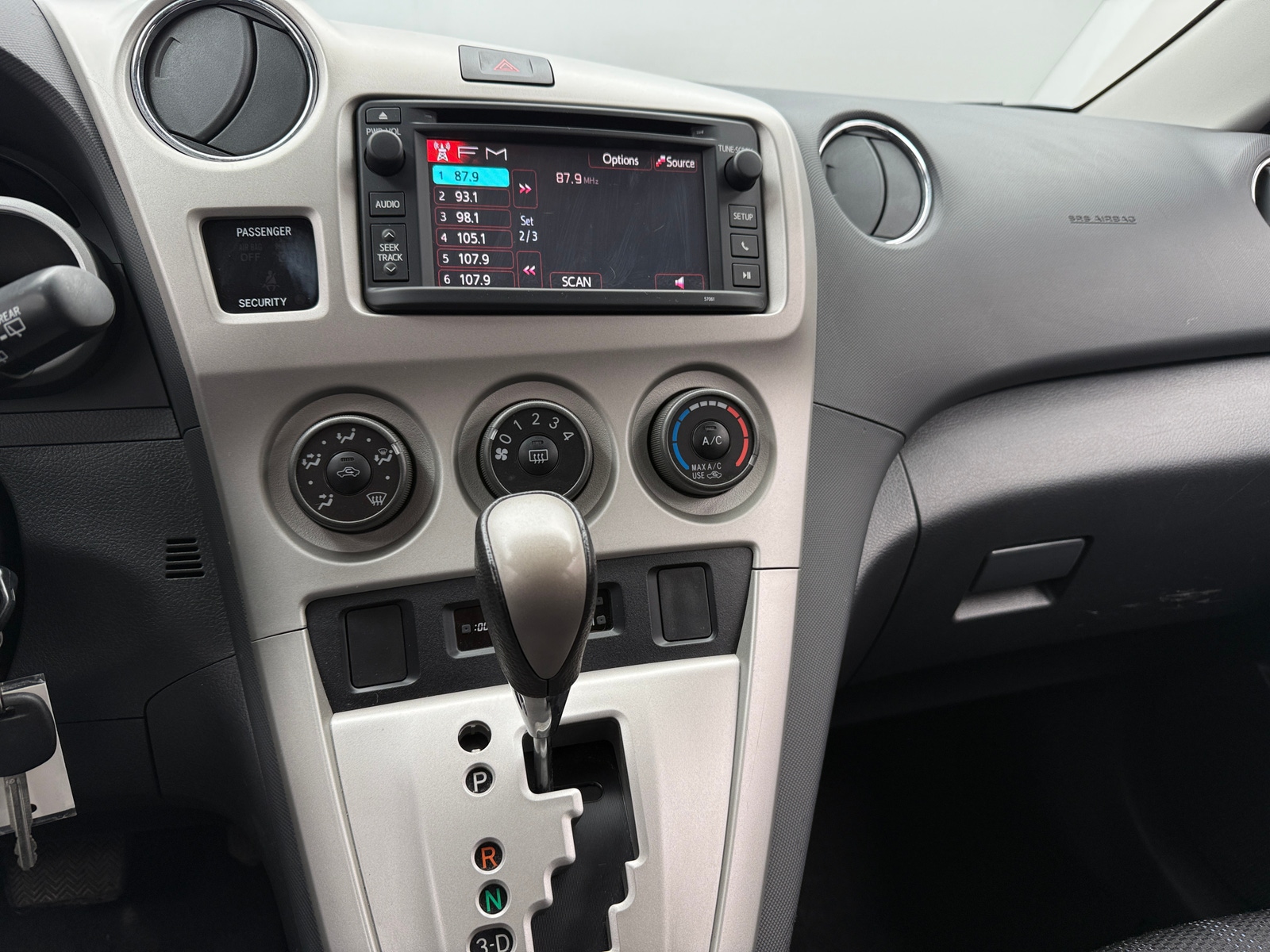 Thumbnail: 2013 Toyota Matrix - 4