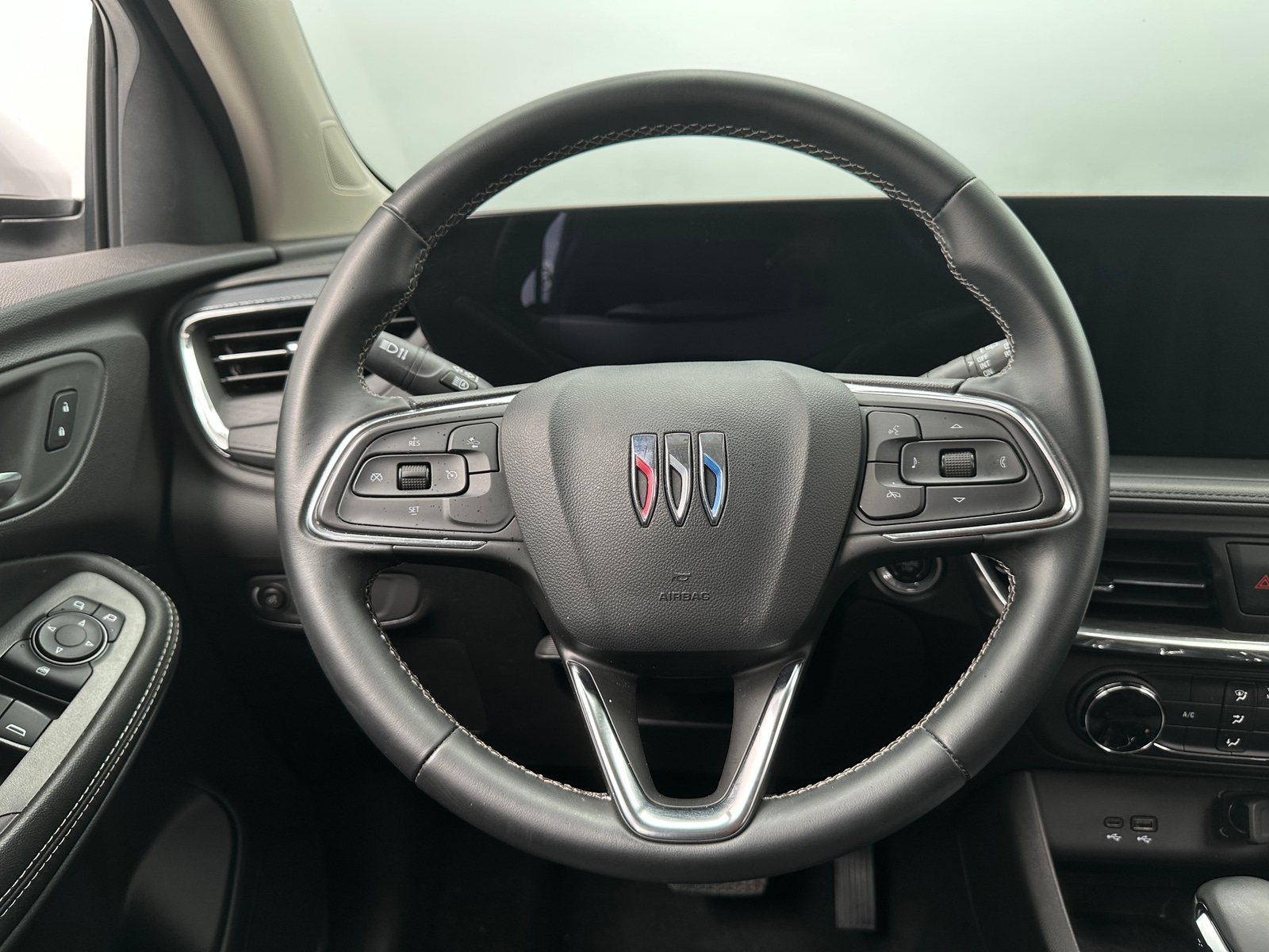 Thumbnail: 2025 Buick Encore GX - 5