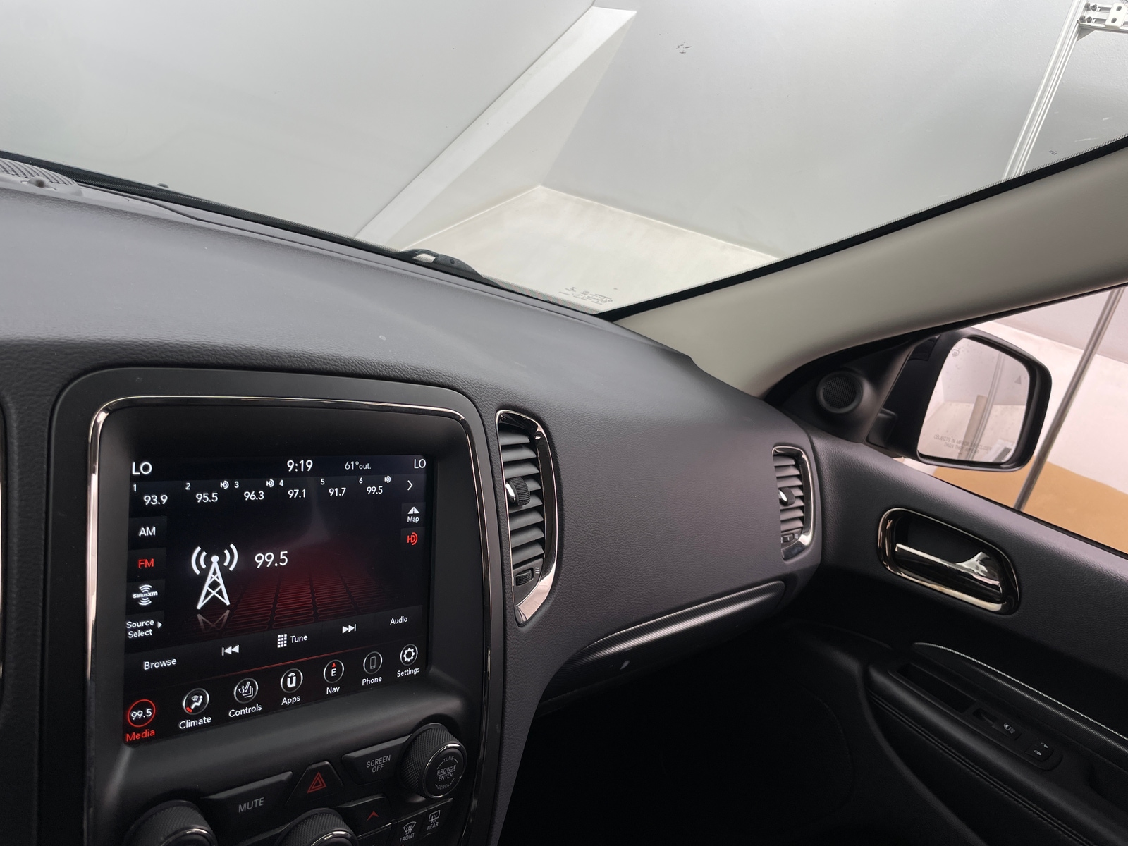 Thumbnail: 2020 Dodge Durango - 3