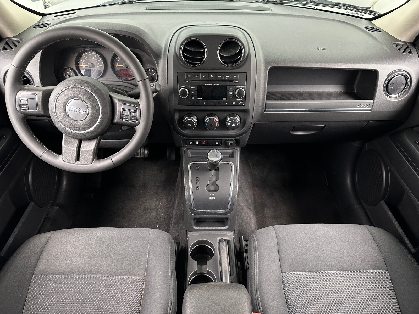 Thumbnail: 2015 Jeep Patriot - 3