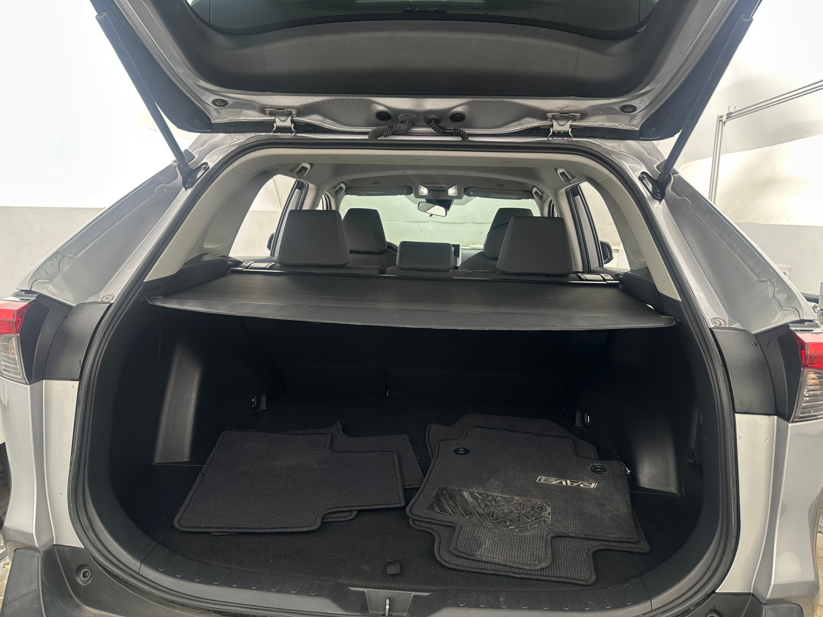 Thumbnail: 2023 Toyota RAV4 - 7