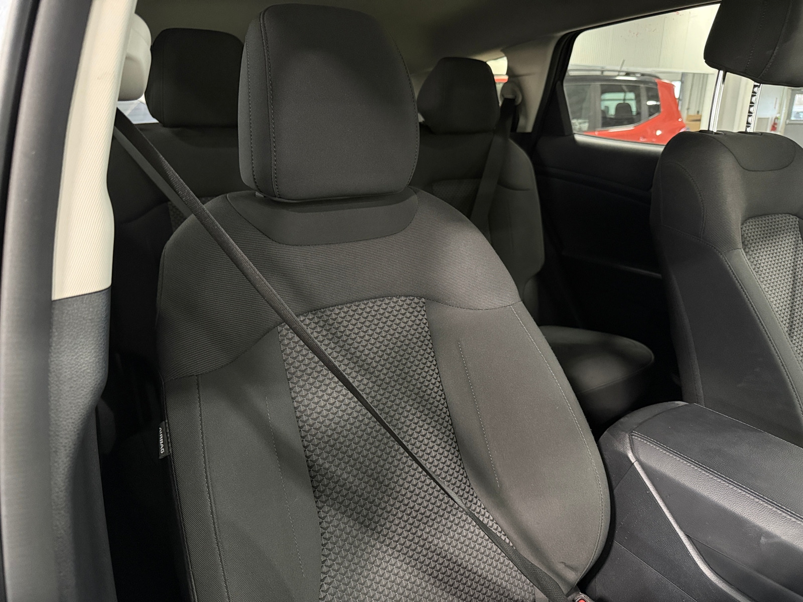 Thumbnail: 2025 Kia Sportage - 2