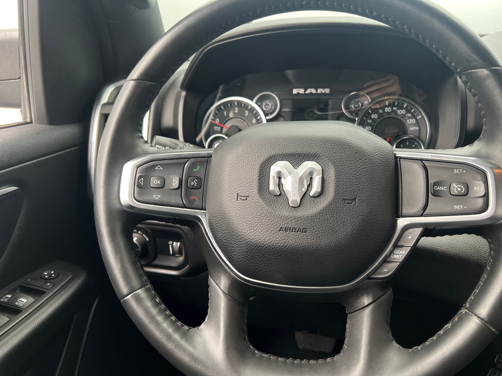 Thumbnail: 2024 RAM 1500 - 5