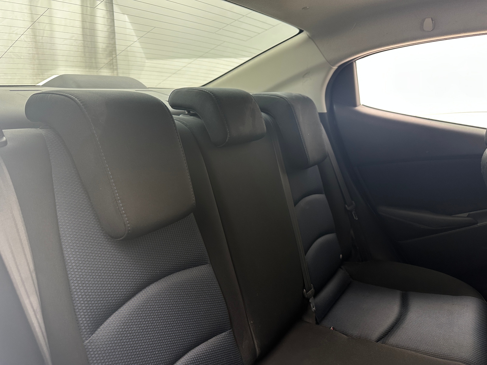 Thumbnail: 2017 Toyota Yaris iA - 6