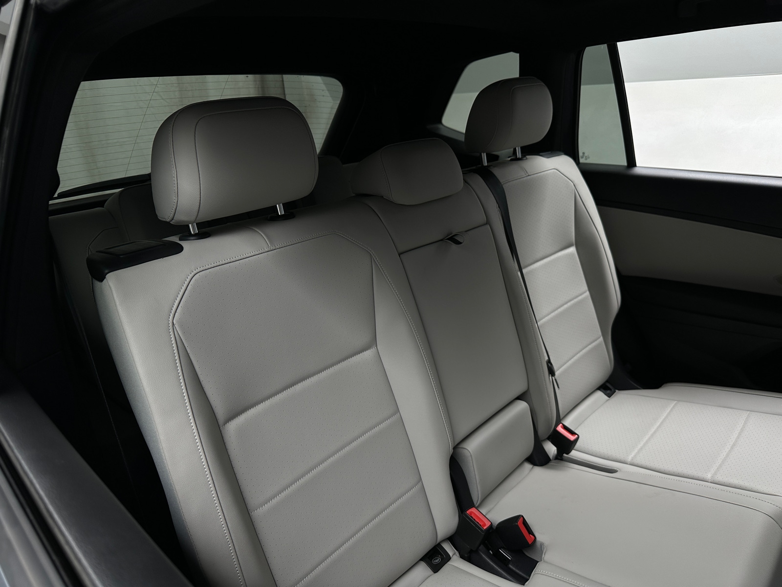 Thumbnail: 2021 Volkswagen Tiguan - 5