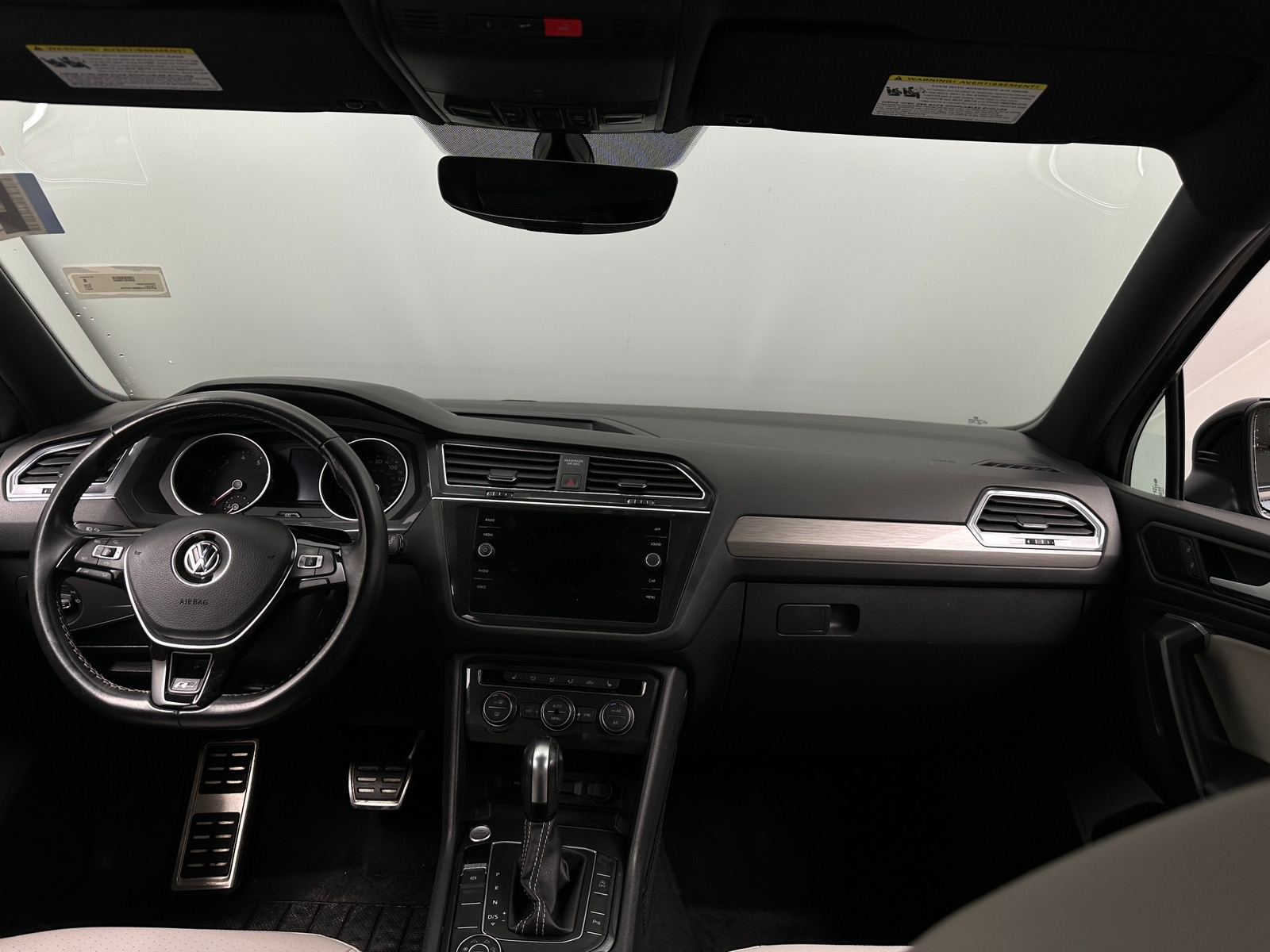 Thumbnail: 2021 Volkswagen Tiguan - 2