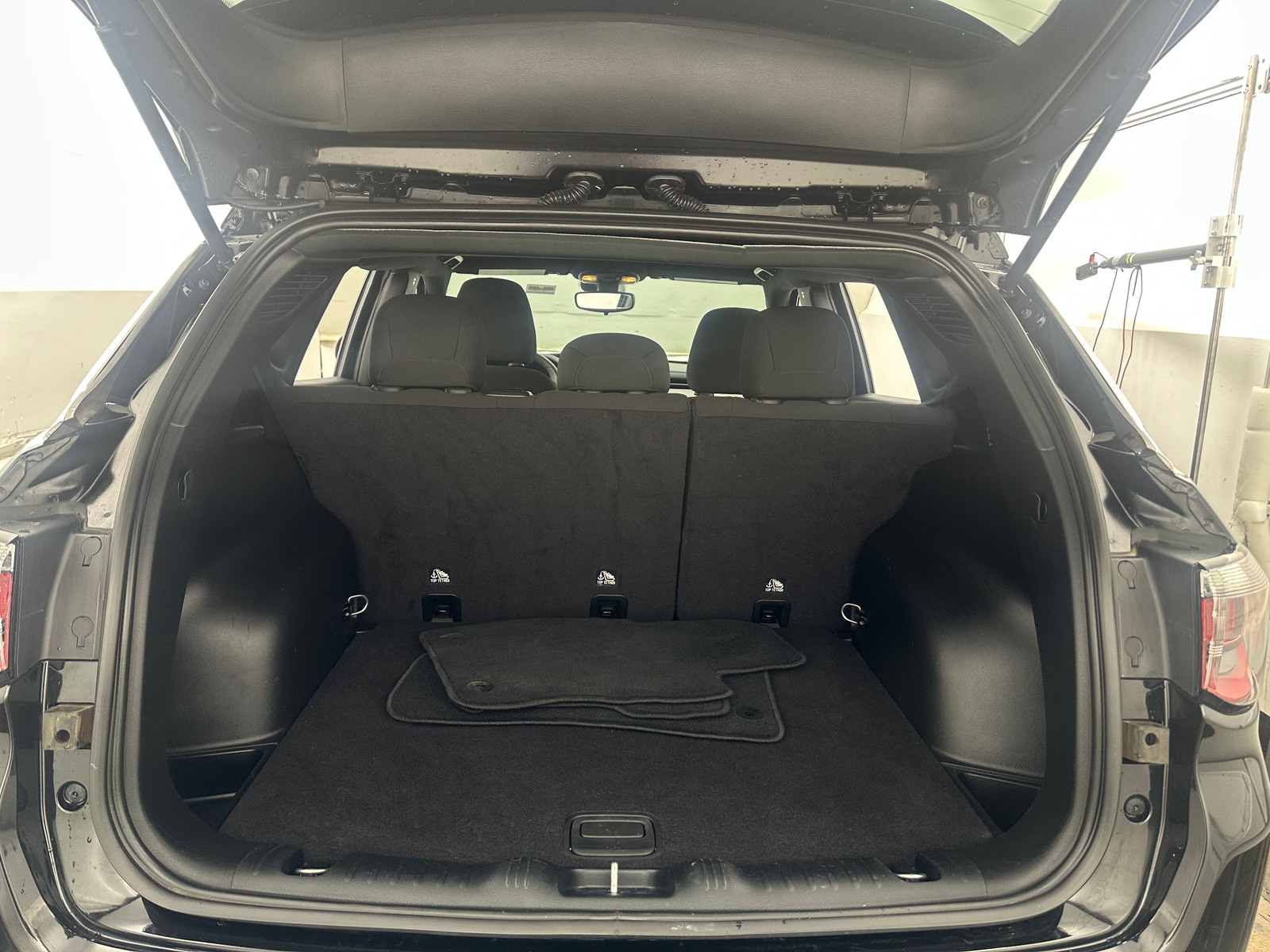 Thumbnail: 2023 Jeep Compass - 7