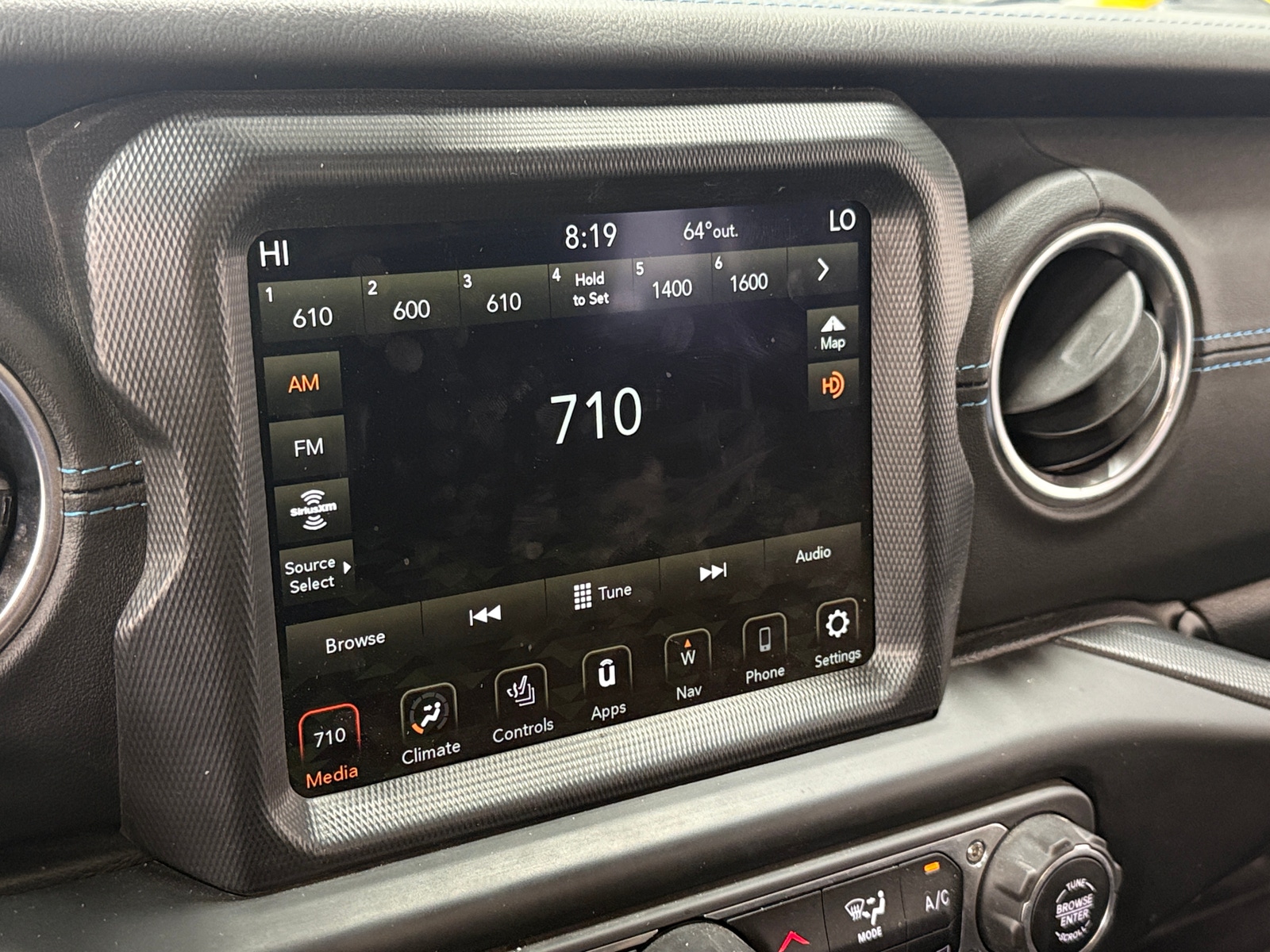 Thumbnail: 2023 Jeep Wrangler - 3