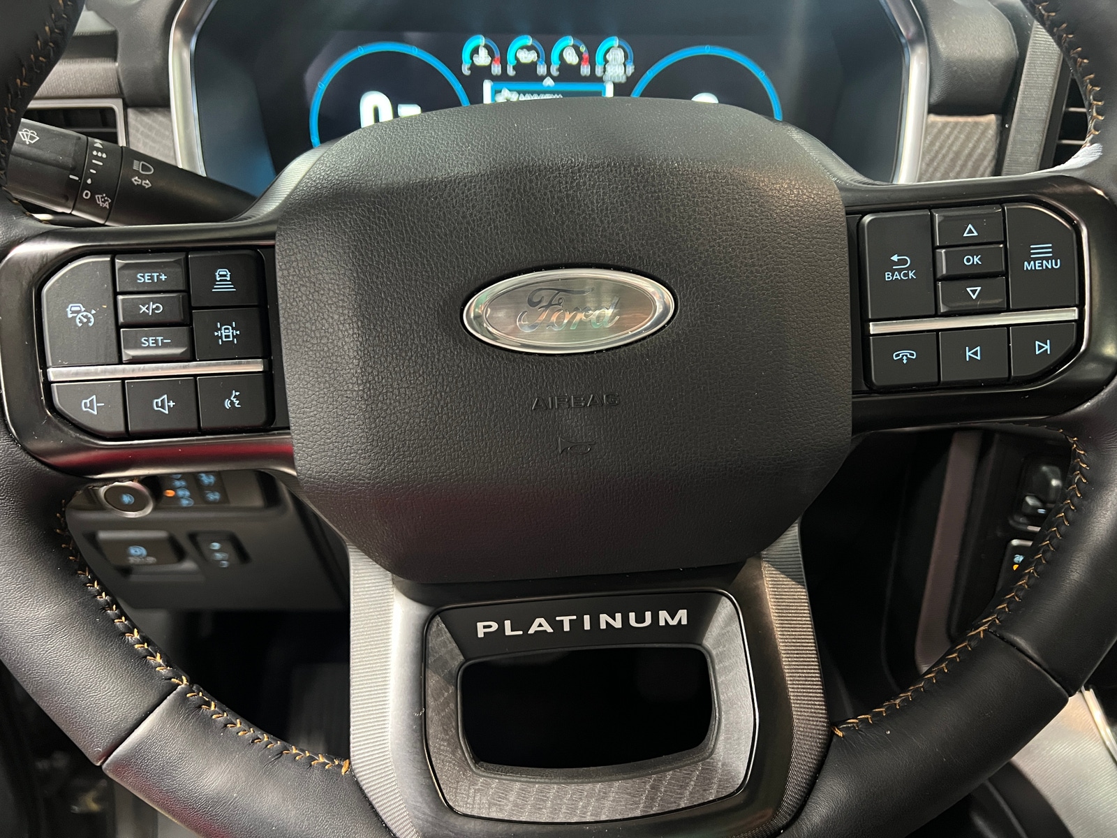 Thumbnail: 2023 Ford Econoline - 4