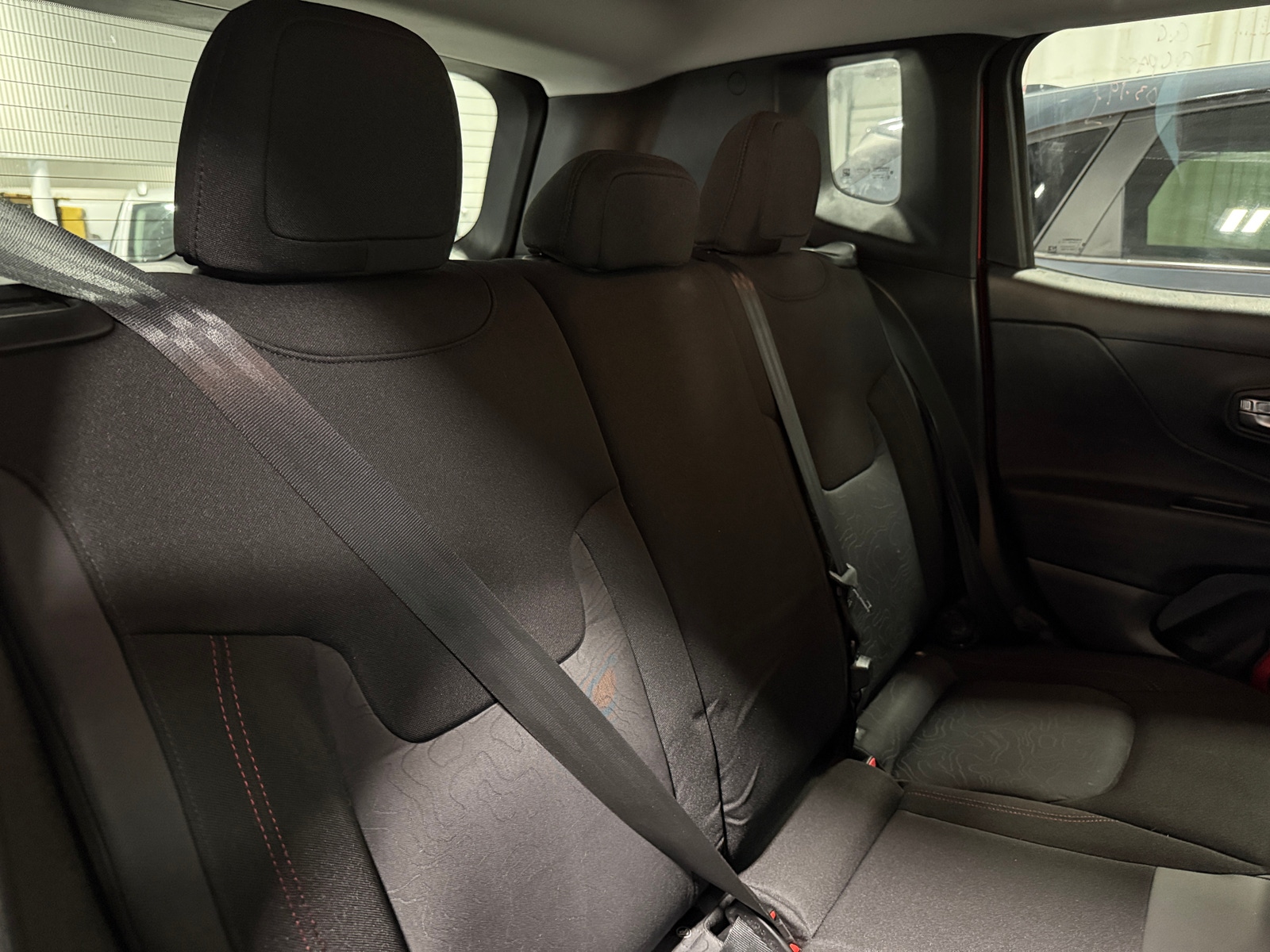 Thumbnail: 2015 Jeep Renegade - 6