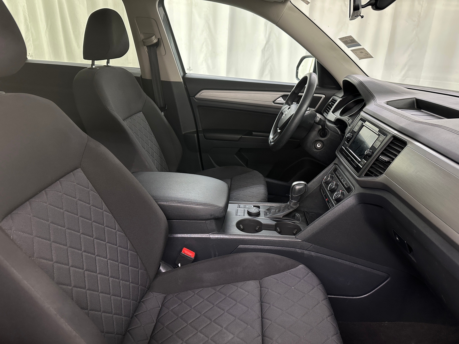 Thumbnail: 2019 Volkswagen Atlas - 2