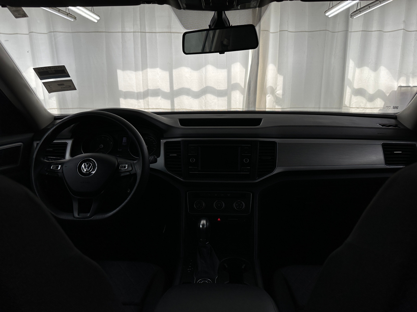 Thumbnail: 2019 Volkswagen Atlas - 3