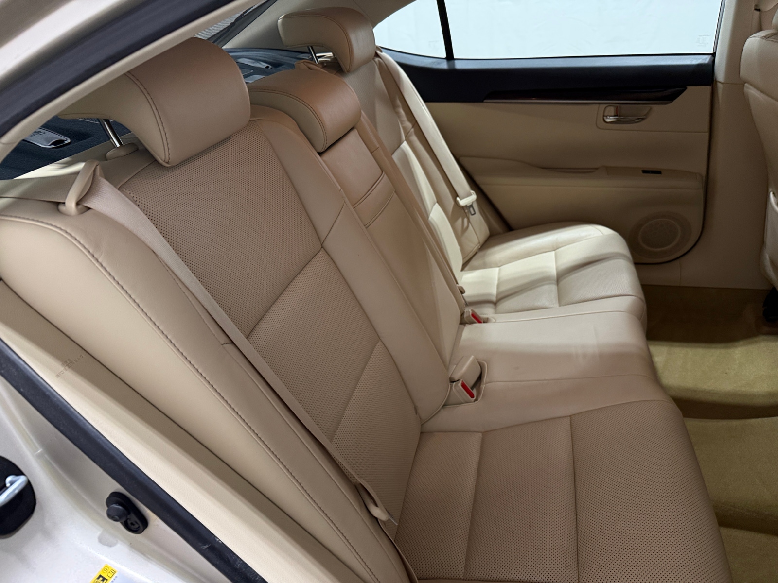 Thumbnail: 2015 Lexus ES - 5