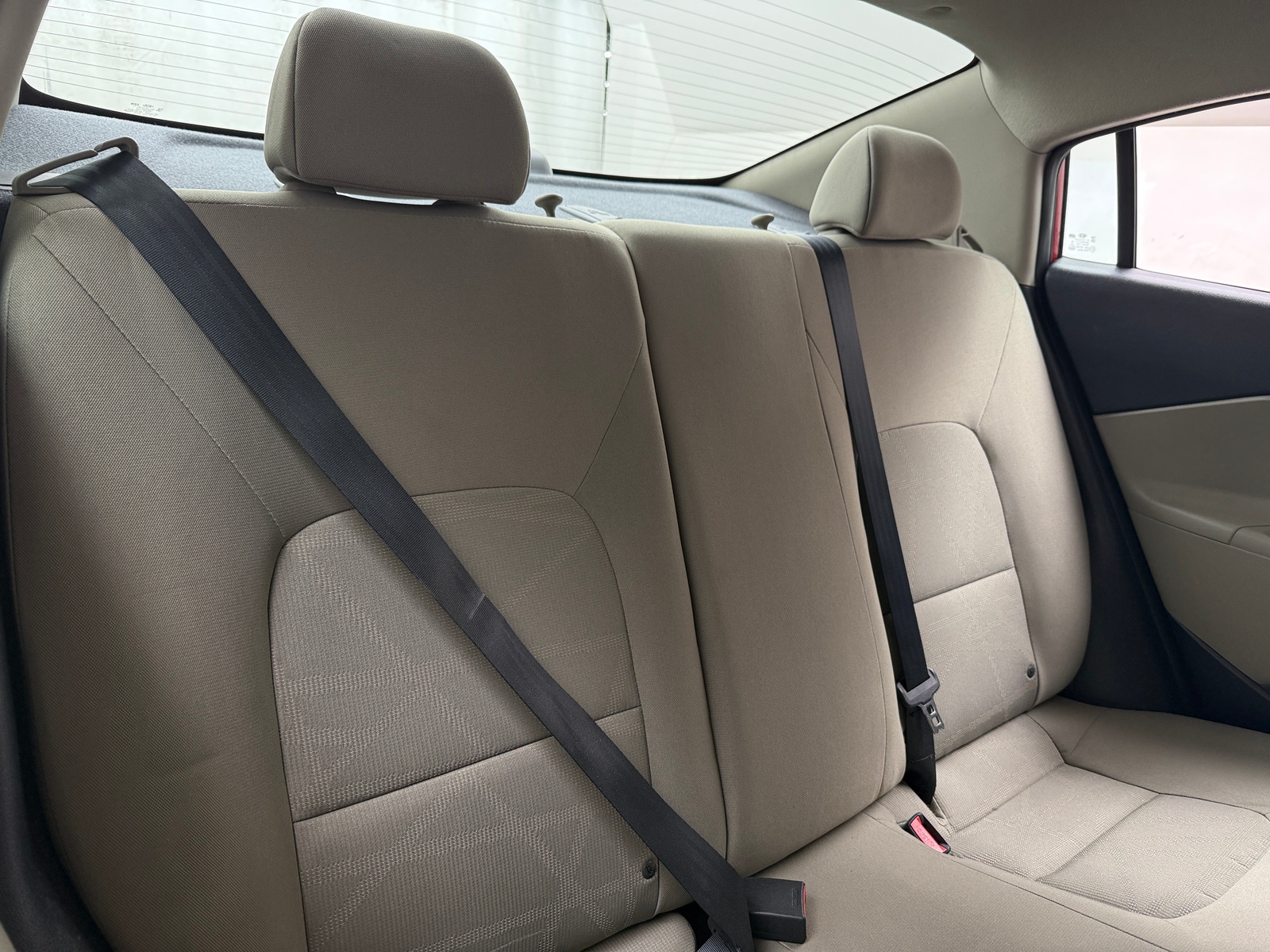 Thumbnail: 2017 Kia Rio - 6