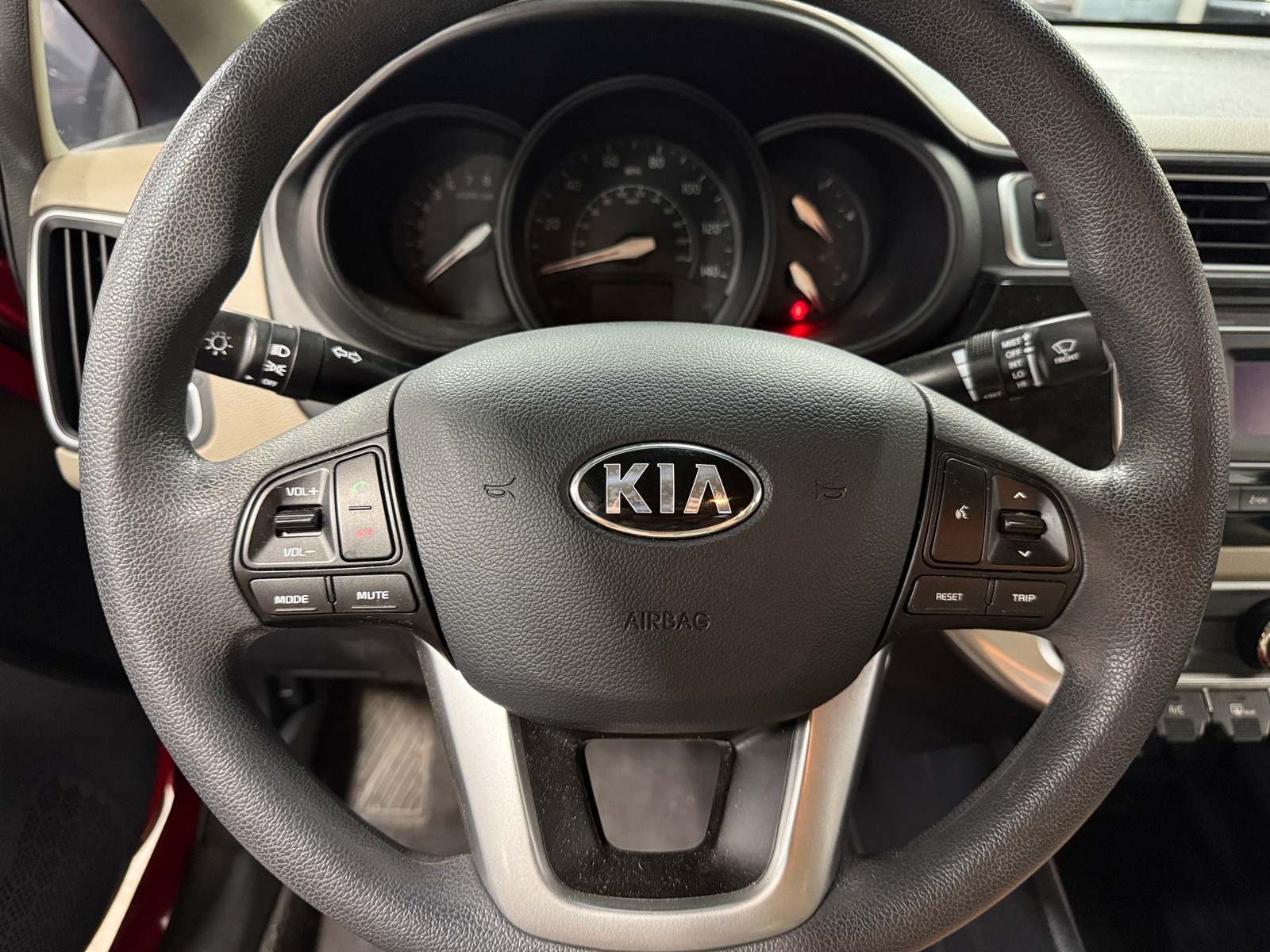 Thumbnail: 2017 Kia Rio - 5