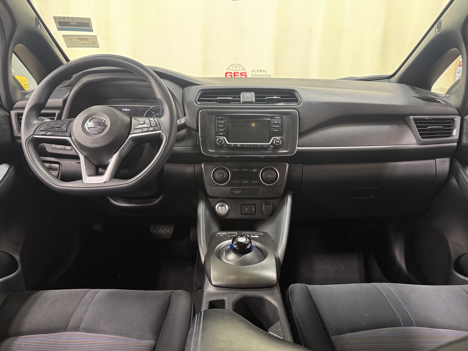 Thumbnail: 2019 Nissan Leaf - 3