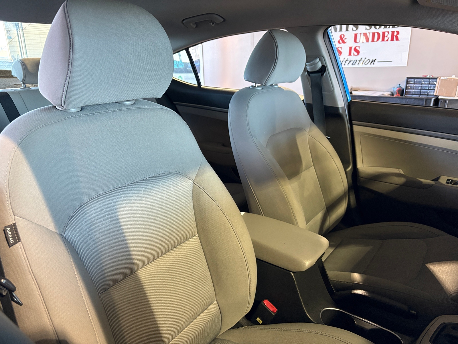 Thumbnail: 2017 Hyundai Elantra - 2