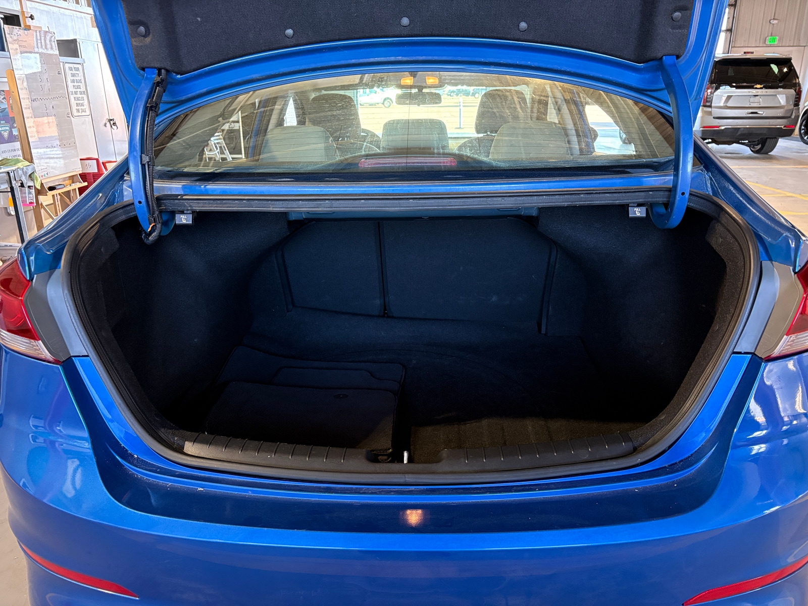 Thumbnail: 2017 Hyundai Elantra - 7