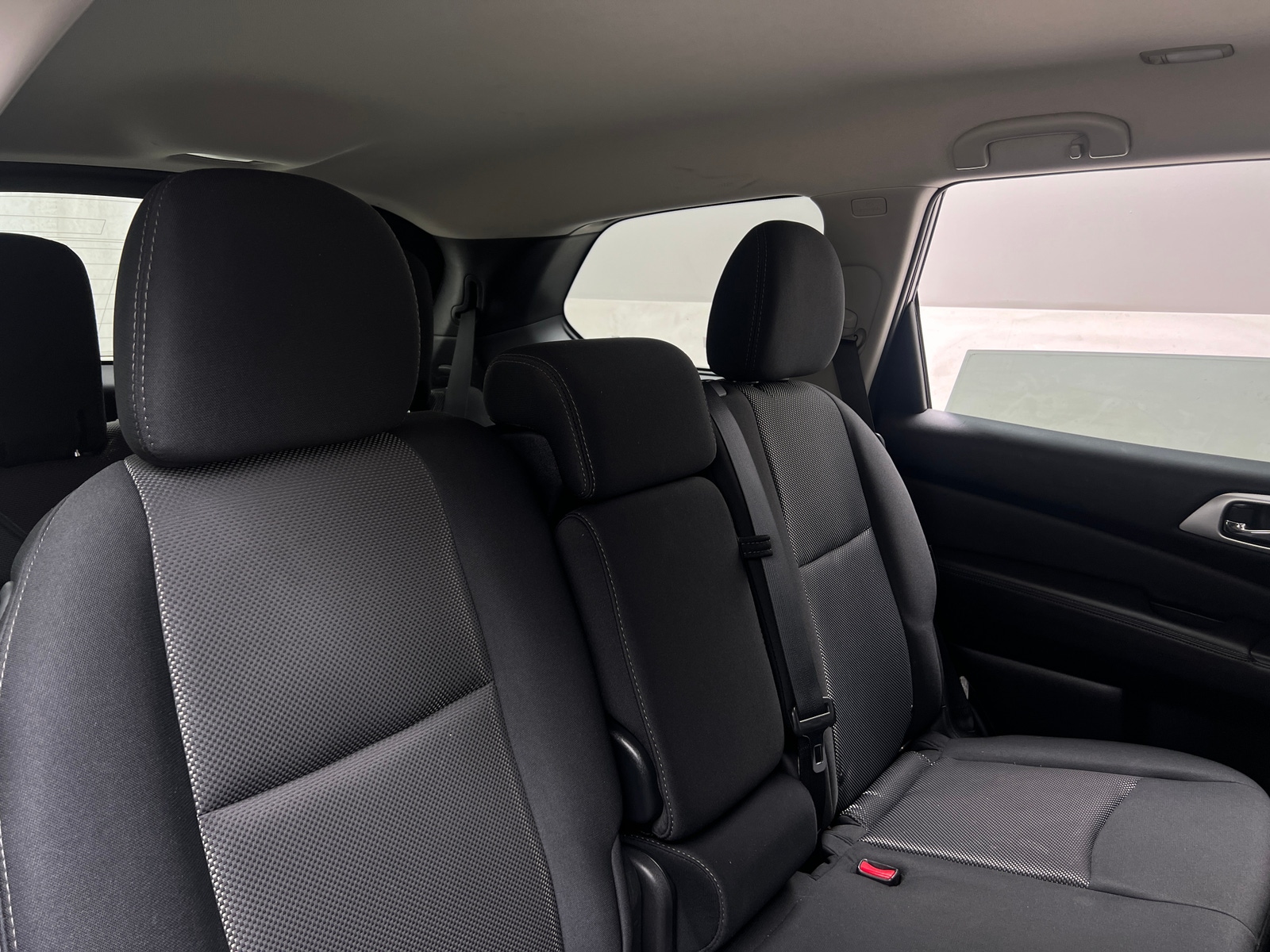 Thumbnail: 2020 Nissan Pathfinder - 6