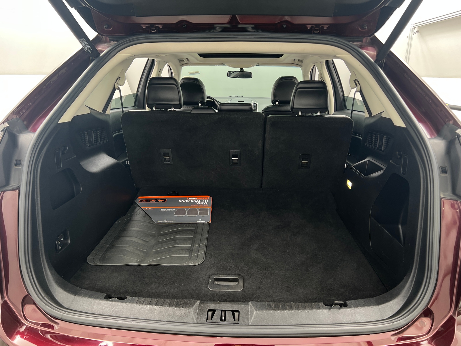 Thumbnail: 2017 Ford Edge - 6