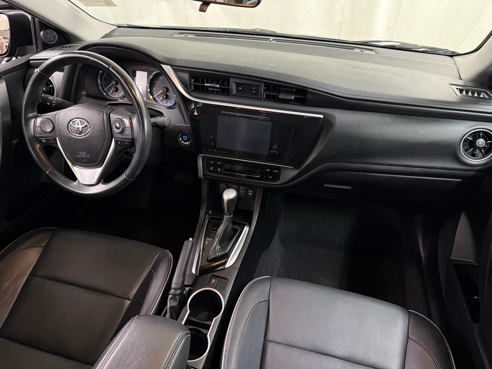 Thumbnail: 2019 Toyota Corolla - 2