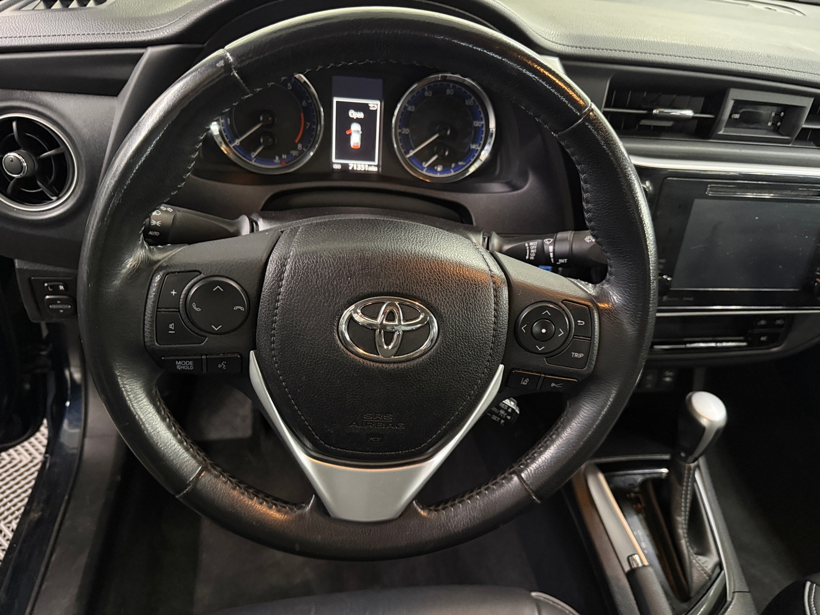 Thumbnail: 2019 Toyota Corolla - 4