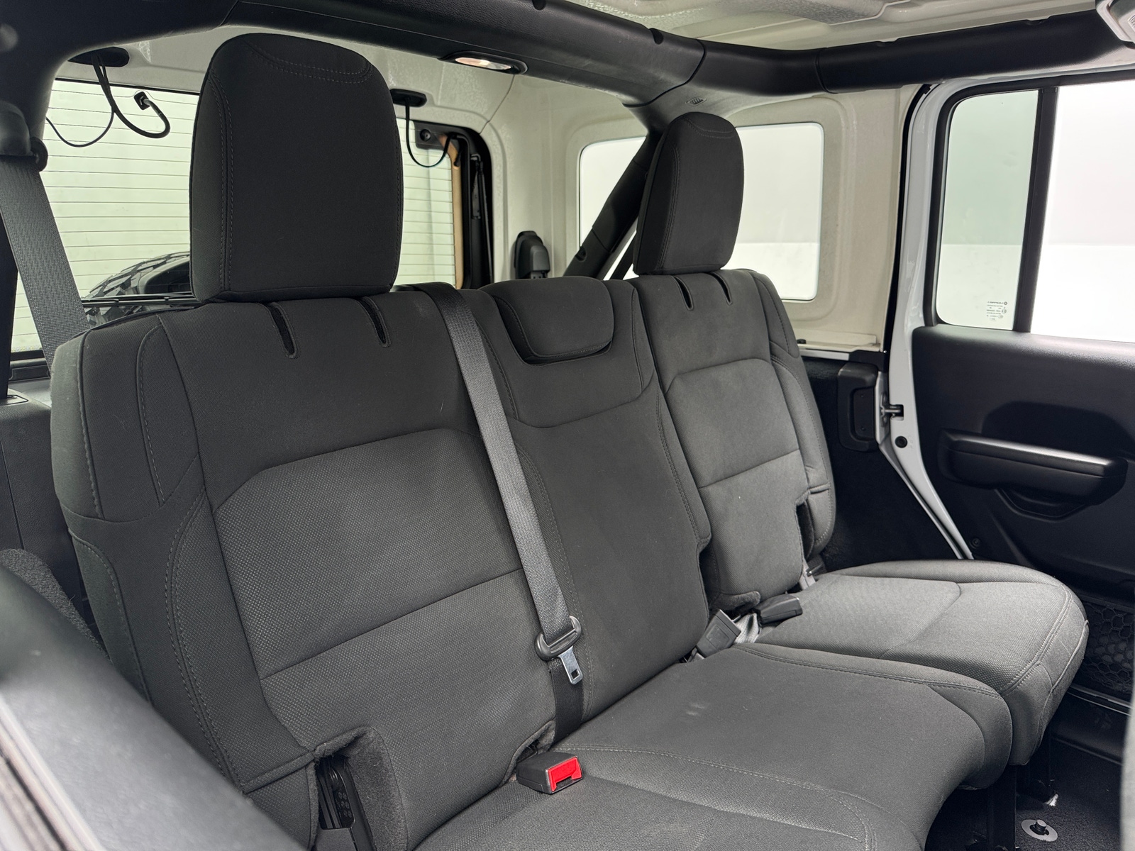 Thumbnail: 2021 Jeep Wrangler - 6