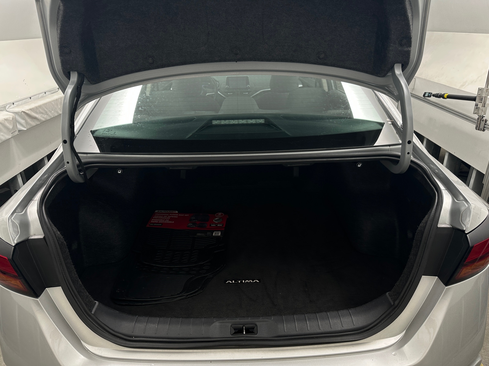 Thumbnail: 2025 Nissan Altima - 7